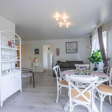 Apartment With Parking And Balcony Near The Beach 多维尔 外观 照片